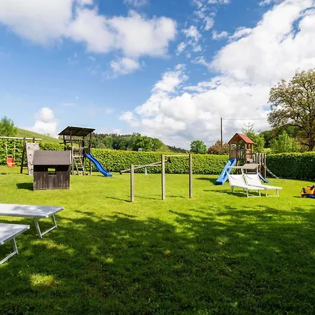 Maderhof Apartamento